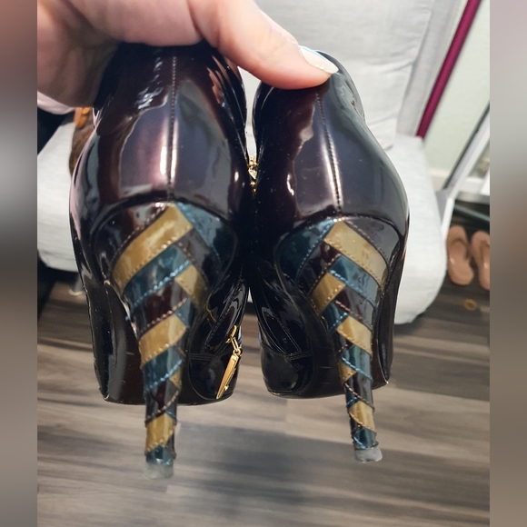 LOUIS VUITTON ANKLE BOOTS - Picture 6 of 7